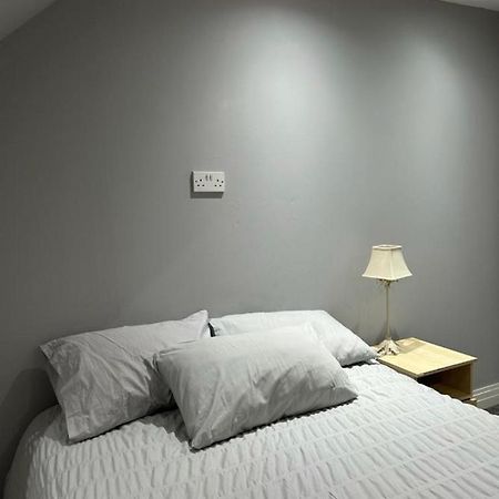 شقة Cosy Nest In London هيندون المظهر الخارجي الصورة