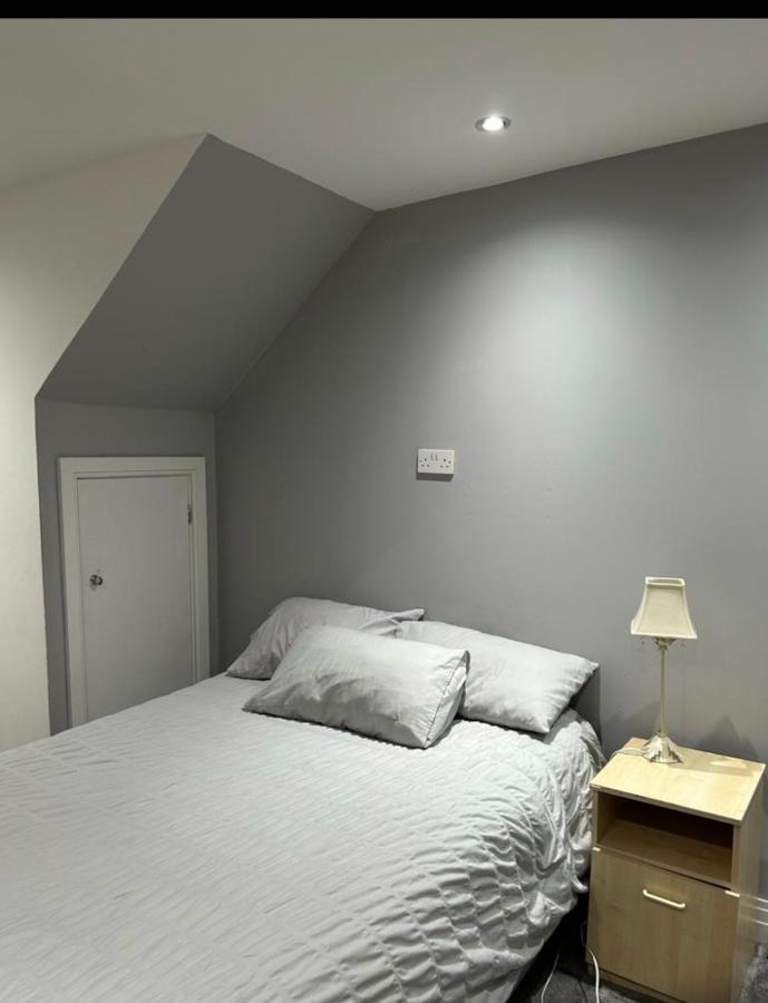 شقة Cosy Nest In London هيندون المظهر الخارجي الصورة